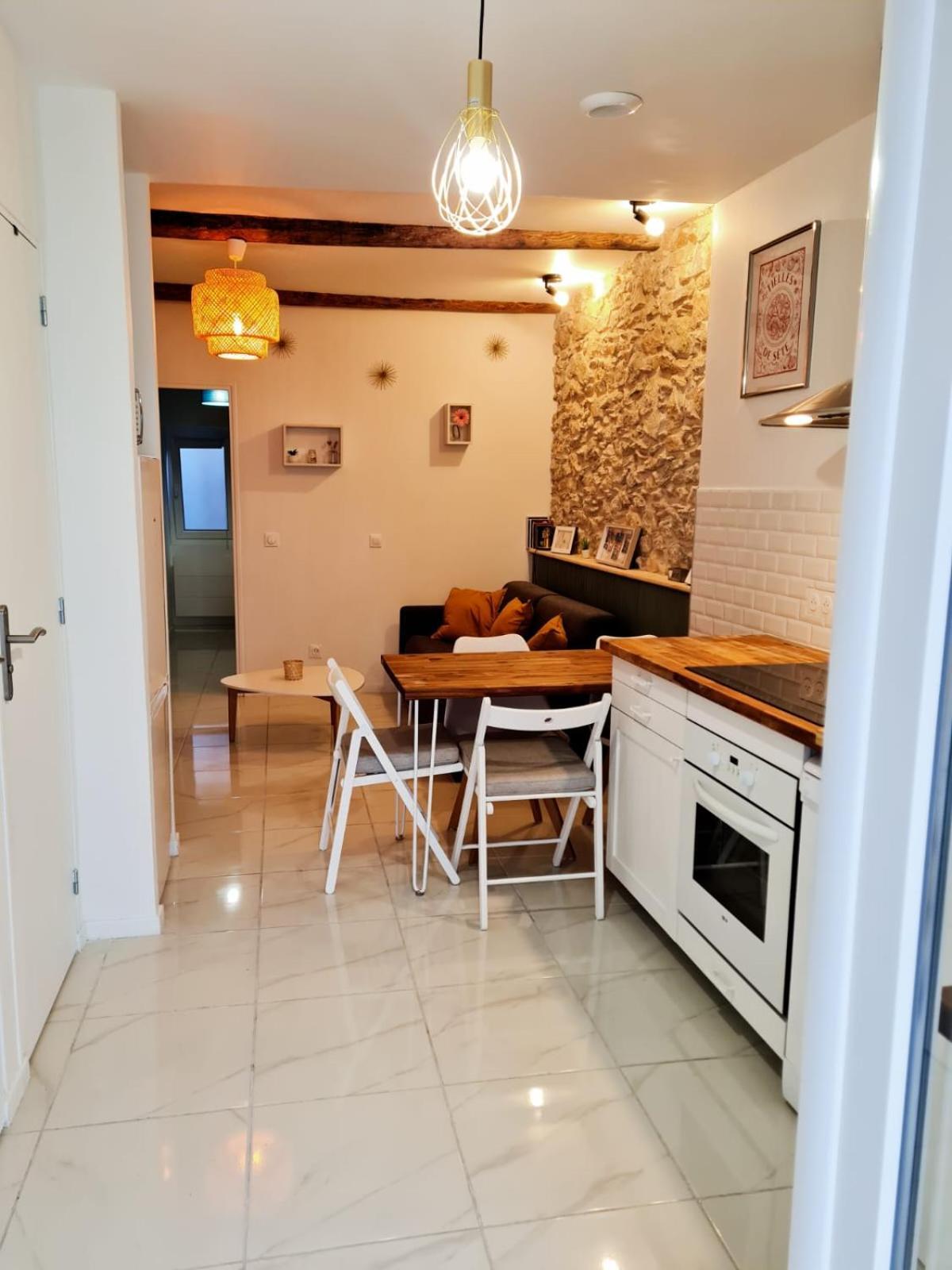 Sète, T2 cosy et atypique, Jardin Château d'eau, centre ville Exterior foto